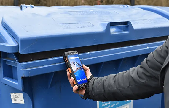 rfid-handheld-mit-barcode-scanner